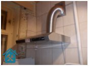 Фото Установка вытяжки на кухне на Минском